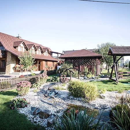Stary Lwow Bed & Breakfast Korczyna  Exterior photo