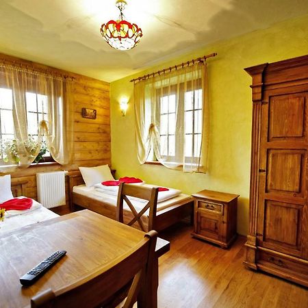 Stary Lwow Bed & Breakfast Korczyna  Exterior photo