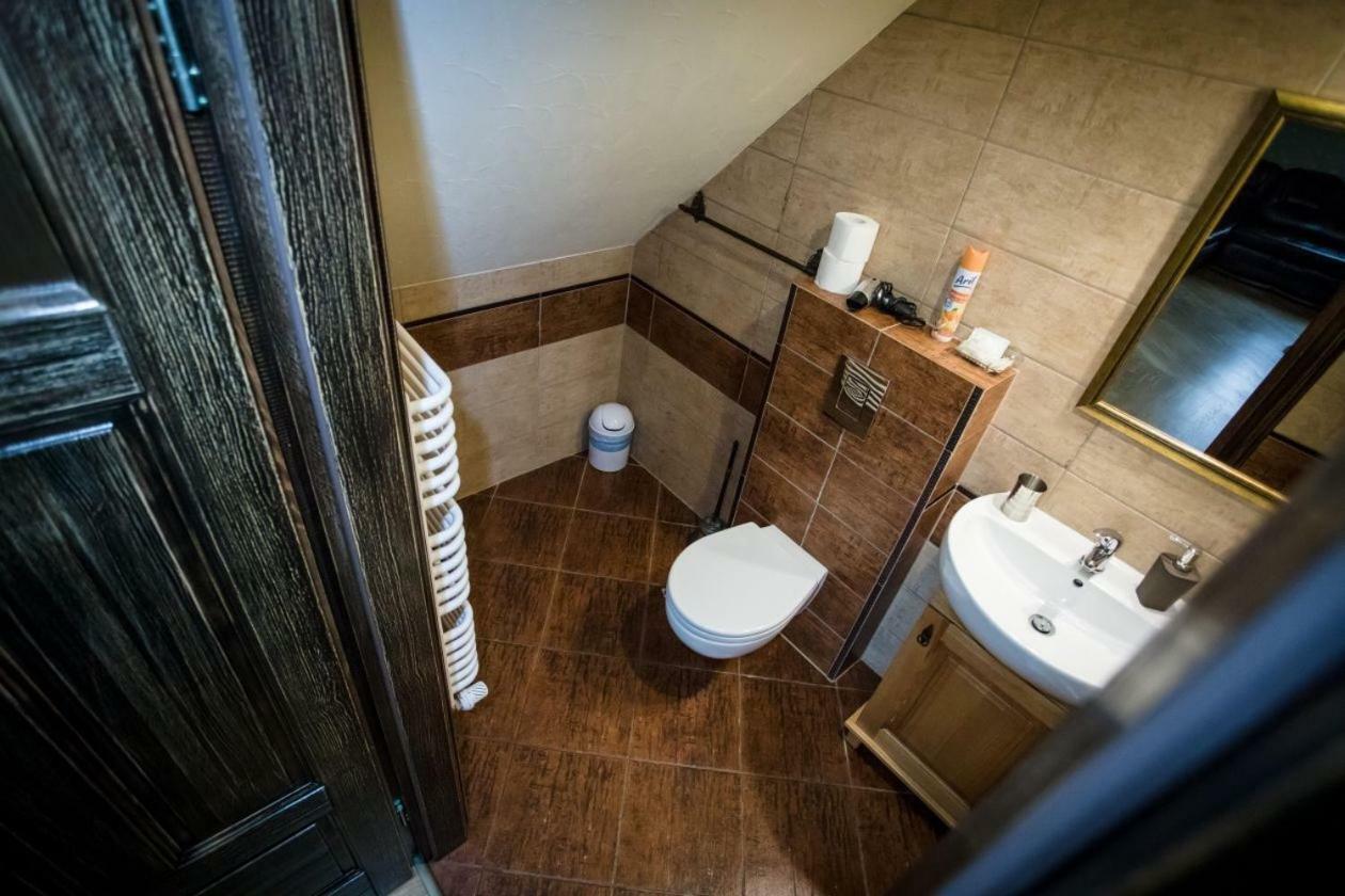 Stary Lwow Bed & Breakfast Korczyna  Exterior photo