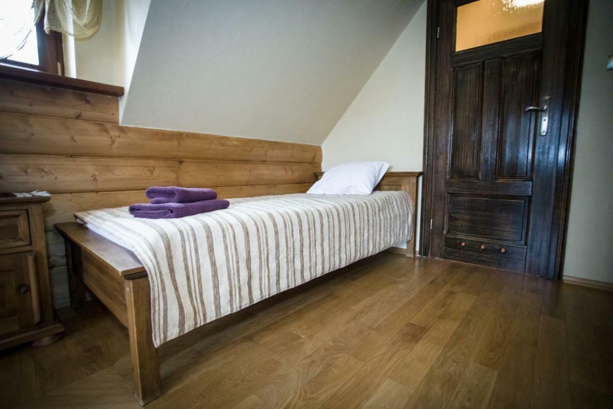 Stary Lwow Bed & Breakfast Korczyna  Exterior photo